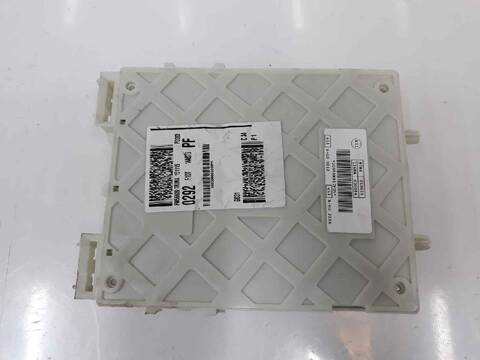 Foto 2ª: Caja Reles Fusibles Ford Kuga 2.0 TDCI 120CV [XRMAXRMB] (2012)