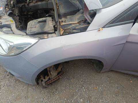 Aleta Delantera Izquierda Ford Focus PNDA BERLINA AUT.