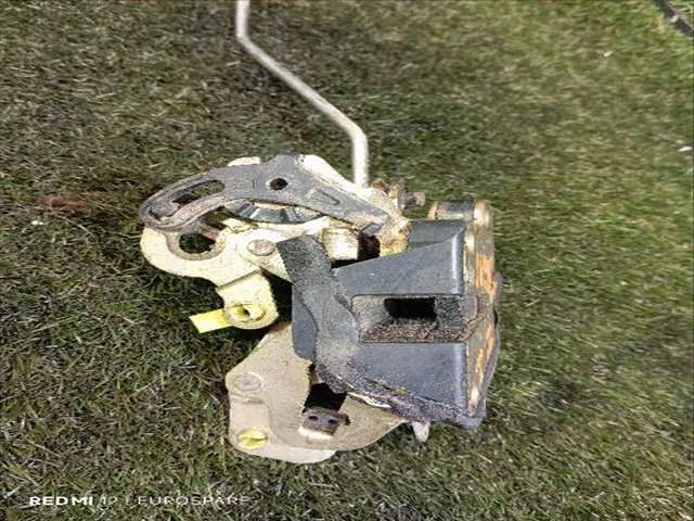 Foto 2ª: Cerradura Puerta Trasera Izquierda Toyota Hilux 2.5 D-4D KDN165 DOBLE CABINA [2KD-FTV] (2005)