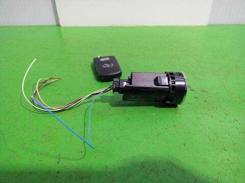 Foto 3ª: Motor de Arranque Toyota Auris HYBRID FEEL EDITION 136CV (2013)
