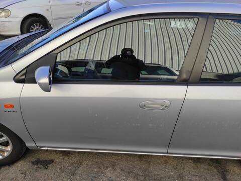 Puerta Delantera Izquierda Honda Civic D16V1