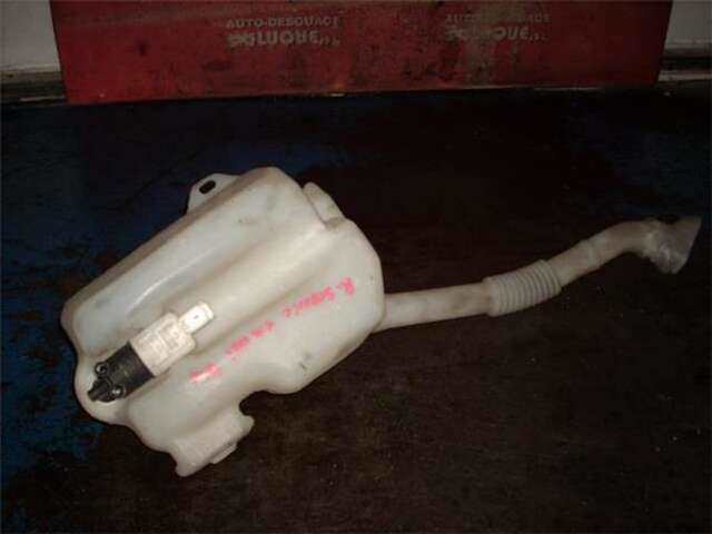 Foto 2ª: Deposito Limpiaparabrisas Renault Scenic 1.9 AUTHENTIQUE [1.9 LTR. - 88 KW DCI DIESEL] (JM)(2003-_) [F9QB800]