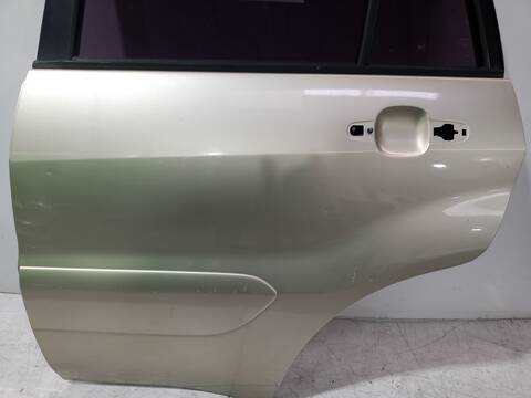 Foto 2ª: Puerta Trasera Izquierda Toyota Rav4 2.0 LUNA 4X4 2003 ) 150CV 110KW [1AZFE] (2000)