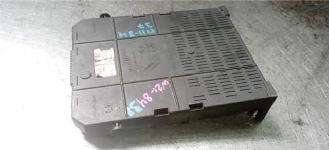 Foto 3ª: Caja Reles Fusibles Citroen C4 1.6 HDI [9HX (DV6ATED4)]