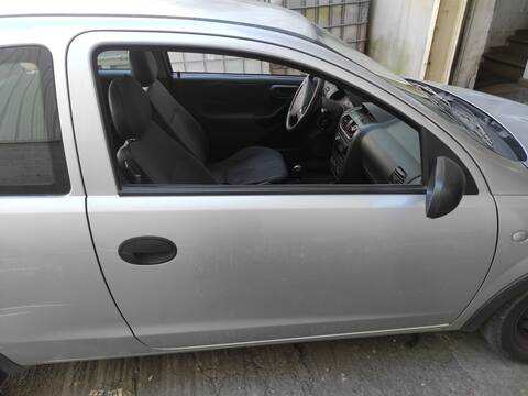 Puerta Delantera Derecha Opel Corsa Z12XE