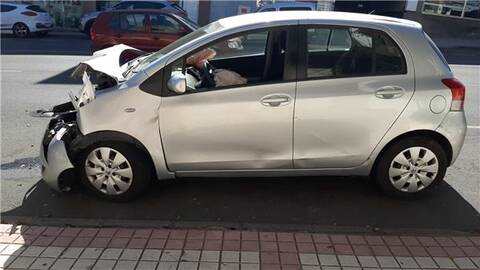 Foto 2ª: Portón Toyota Yaris 1.3 [1NR-FE]