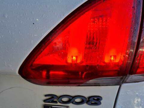 Foto 2ª: Piloto Portón Derecho Peugeot 2008 ALLURE 114CV 84KW [9H05] (2014)