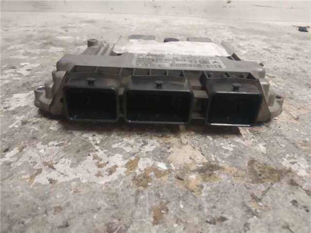 Foto 2ª: Centralita Motor ECU Peugeot 308 1.6 CONFORT [1.6 LTR. - 80 KW HDI FAP CAT (9HZ - DV6TED4)] [9HZ (DV6TED4)]