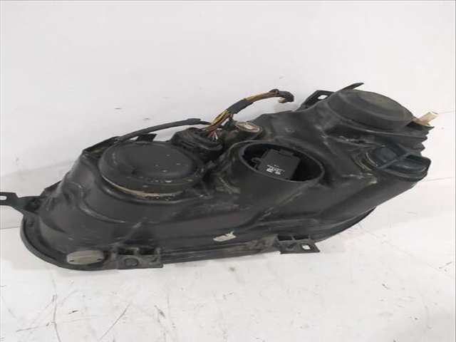 Foto 3ª: Faro Derecho Volkswagen Polo 1.9 SDI 64CV [ASY] (2001)