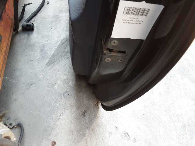 Foto 3ª: Puerta Delantera Derecha Peugeot 107 1.0 12V68CV 0CV [1KR] (2006)