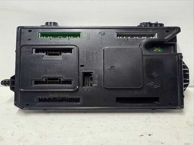 Caja Reles Fusibles Renault Scenic F9Q872