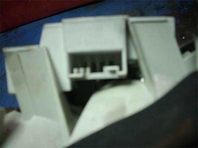 Foto 3ª: Piloto Trasero Izquierdo Bmw Serie 3 315 320 D (150CV) [204D4]