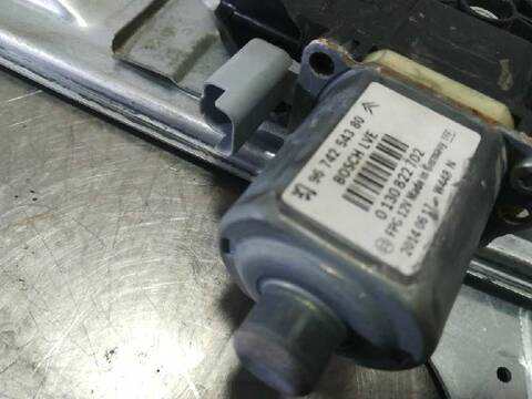 Foto 2ª: Elevalunas Eléctrico Delantero Derecho Peugeot 208 ACTIVE 92CV 68KW [9H06] (2014)