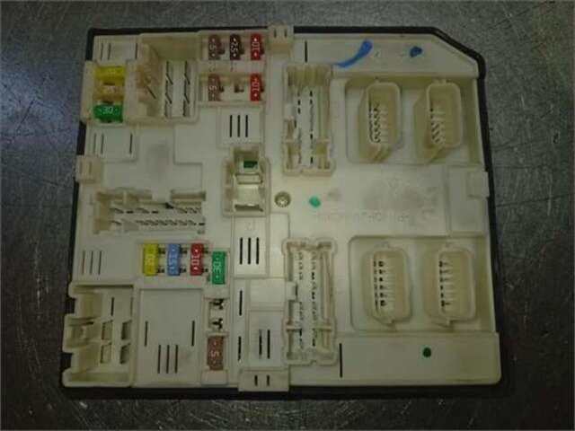 Caja Reles Fusibles Renault Master 2.3 DCI (FV0F)