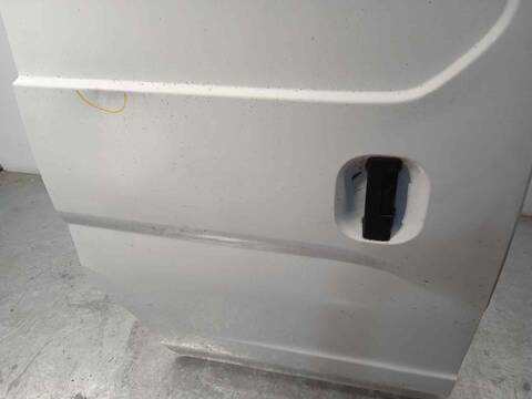 Foto 2ª: Puerta Lateral Corredera Derecha Nissan NV200 1.5 DCI CAT [K9K646] (2009)