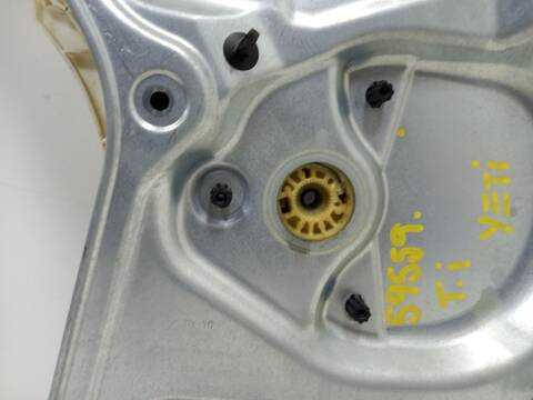 Foto 3ª: Elevalunas Manual Trasero Izquierdo Skoda Yeti CBZB (2010)