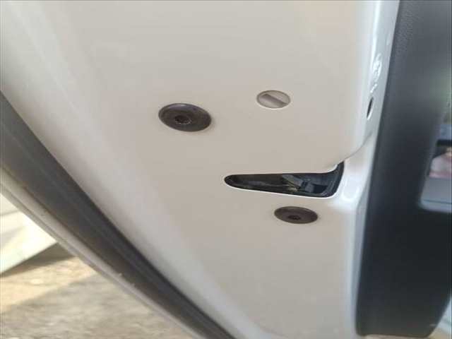 Cerradura Puerta Trasera Izquierda Skoda Octavia AMBITION 150CV 110KW