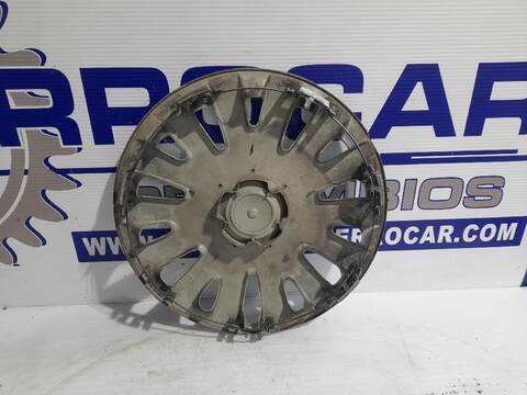 Foto 2ª: Tapacubos Volkswagen Touran 1.6 102CV (2003)