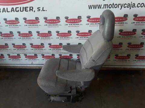 Foto 3ª: Asiento Delantero Derecho Nissan Vanette VERSION INDEFINIDA