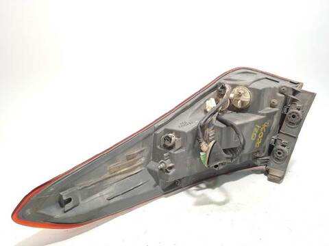 Foto 4ª: Piloto Trasero Izquierdo Hyundai i40 STYLE 141CV 104KW [D4FD] (2015)