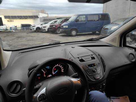 Salpicadero Ford Transit UGCB