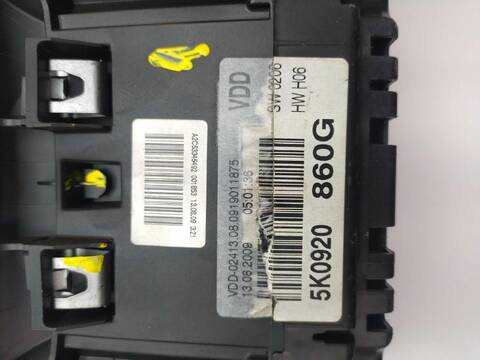 Foto 3ª: Cuadro de Instrumentos Volkswagen Golf 1.6 TDI 105CV (2008)