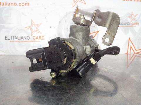 Foto 3ª: Antirrobo Toyota Avensis 2.0 D4-D EXECUTIVE SEDAN 4-PTAS) BERLINA 116CV 85KW [1CDFTV] (2003)