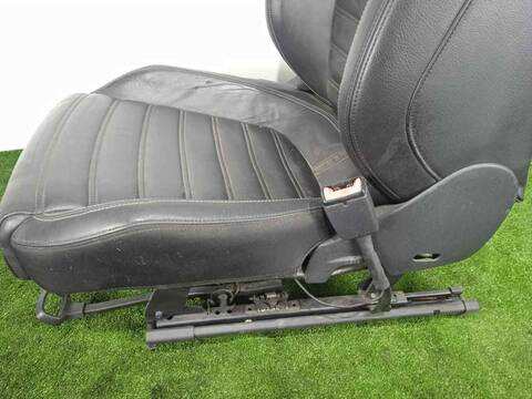 Foto 3ª: Asiento Delantero Derecho Volkswagen Passat 2.0 TDI 140CV 103KW [CBAB] (2009)