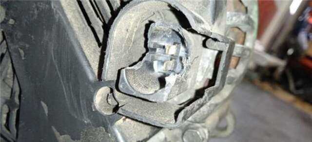 Foto 2ª: Alternador Volkswagen Golf 2.0 TDI [BKD]