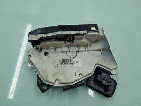 Foto 4ª: Cerradura Puerta Delantera Derecha Volkswagen Golf SPORT 105CV 77KW [CAY] (2009)