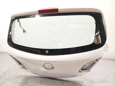 Foto 3ª: Portón Opel Corsa 1.4 08 68) 90CV 66KW [B14XER] (2018)