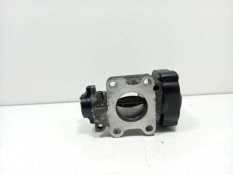 Foto 3ª: Caja Mariposa Toyota Yaris 1NDTV (2006)