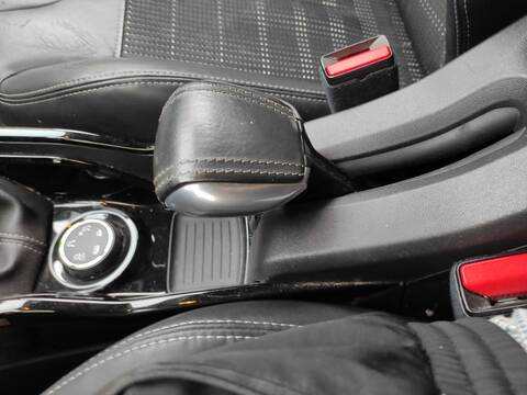 Freno de Mano Peugeot 2008 BH01