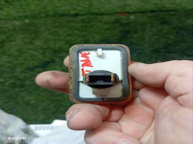 Foto 2ª: Piloto Lateral Izquierdo Nissan Trade 3.0 TD 100 [BD30T] (1999)