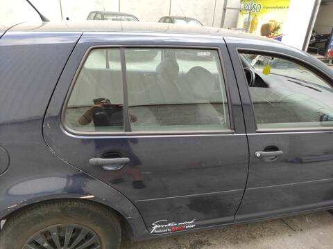Puerta Trasera Derecha Volkswagen Golf AHW BERLINA