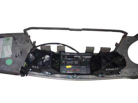Foto 2ª: Mando Climatizador Mercedes Clase C 160 CLS 320 CDI 219.322) 224CV (2004)