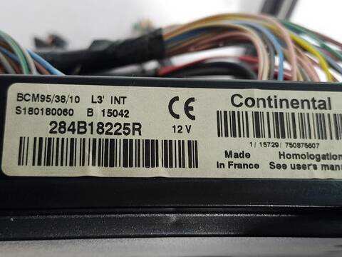 Foto 3ª: Centralita Motor ECU Renault Scenic BOSE EDITION 110CV [K9K836] (2009)
