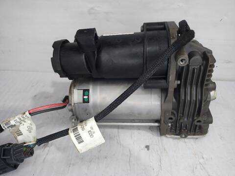 Foto 3ª: Bomba de Suspension Land Rover Discovery TDV6 HSE AUT. 245CV [306DT] (2009)