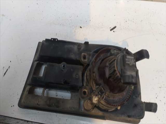 Foto 2ª: Faro Antiniebla Delantero Izquierdo Volkswagen Golf 2.0 TDI V [DBKD] (2004)