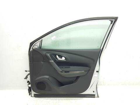 Foto 2ª: Puerta Delantera Derecha Renault Kadjar EXPERIENCE [K9K648] (2015)
