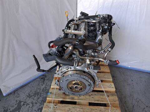 Foto 3ª: Motor Completo Toyota Yaris 1.5 HYBRID NHP130_) 101CV 74KW [1NZ] (2018)