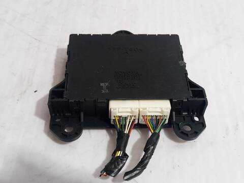 Centralita Motor ECU Toyota Prius BASIS 78CV