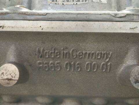 Foto 3ª: Culata Ssangyong Rodius 2.7 TD CAT 163CV 120KW [665926] (2010)