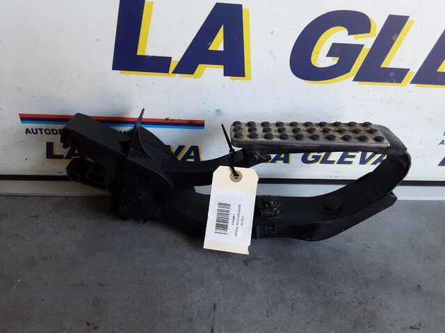 Pedal Acelerador Mercedes Clase C 160 C 220 CDI 150CV