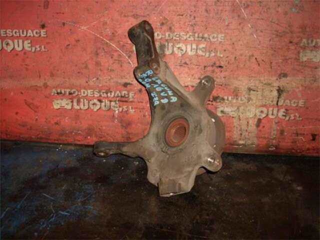 Foto 3ª: Mangueta Delantera Izquierda Renault Laguna 2.0 16V IDE (BG0N) [F5R 700]