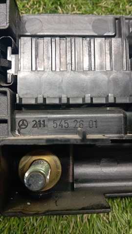 Foto 3ª: Caja Reles Fusibles Mercedes Clase ML 320 3.0 CDI 5P [642940] (2007)