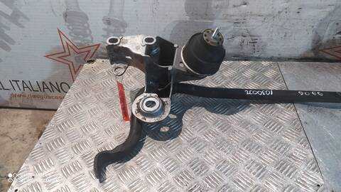 Foto 2ª: Barra Estabilizadora Delantera Volkswagen Passat HIGHLINE BERLINA 130CV 96KW [AVF] (2001)