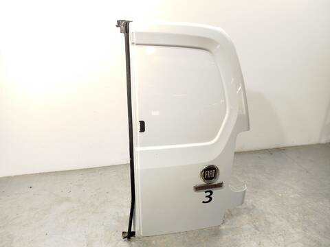 Foto 3ª: Puerta Trasera Derecha Fiat Doblo BLUEHDI 100 102CV 75KW FURGONETA [YH01] (2023)