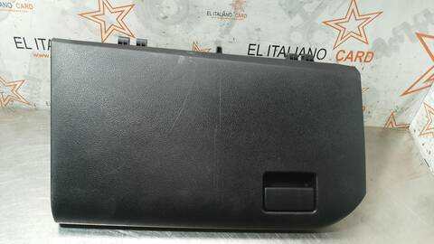 Guantera Toyota Auris HYBRID ACTIVE BUSINESS PLUS 136CV 100KW