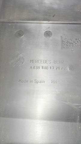 Foto 4ª: Paragolpes Trasero Mercedes Vito 2.2 D CDI W639 [646980] (2010)